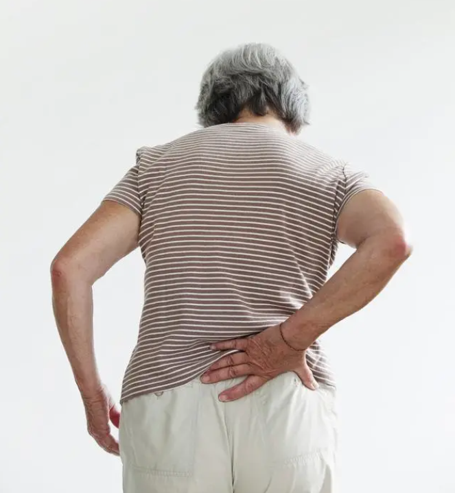 胡不群老中医40年经验总结的结石治疗方|腰痛亦从脾胃治