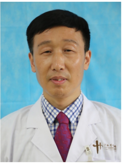 擅长中西医结合治不孕不育、男科疾病——王祖龙教授